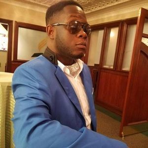 Meet your Posher, Omar